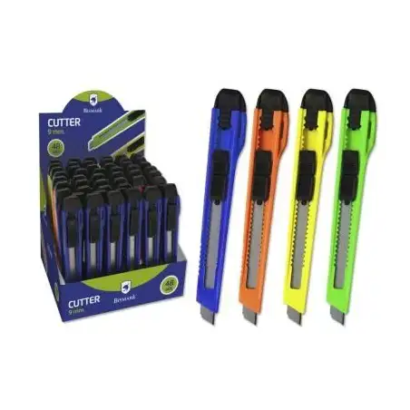 (300684) BISMARK CUTTER ESTRECHO / CUCHILLA FRACTURABLE DE 9 MM / SISTEMA BLOQUEO CUCHILLA INTERCAMBIABLE COLORES SURTIDOS
